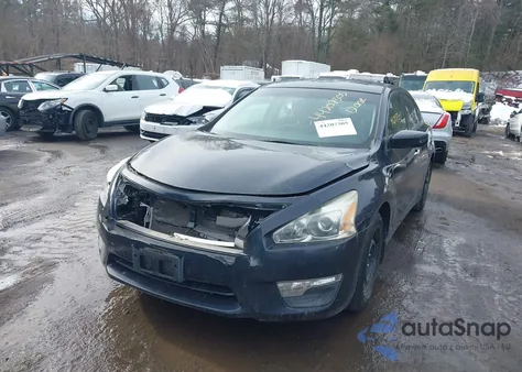 2013 Nissan Altima 2.5 S z USA, uszkodzony, nr VIN 1N4AL3AP0DC917278